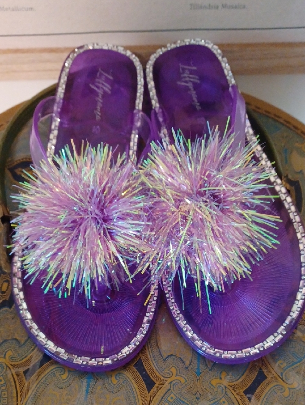Fabulous Sparkley Purple Rhinestone Jelly Sandals Sz 10/ 8.5 Pride Drag 🏳️‍🌈🌈